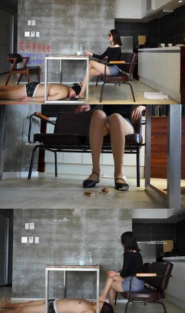 【小妮女主】肉丝皮鞋踩踏喂食口吐喂食