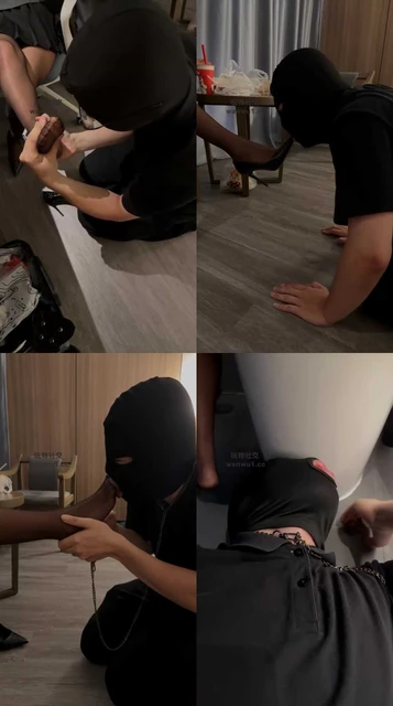 【赵奈奈】黑丝高跟S-跪着伺候主人起床