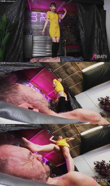 【欧美女王】超羞辱日俄混血女神Natasha暴力跺踩狗头狗裆！疯狂跳踩 双视角版