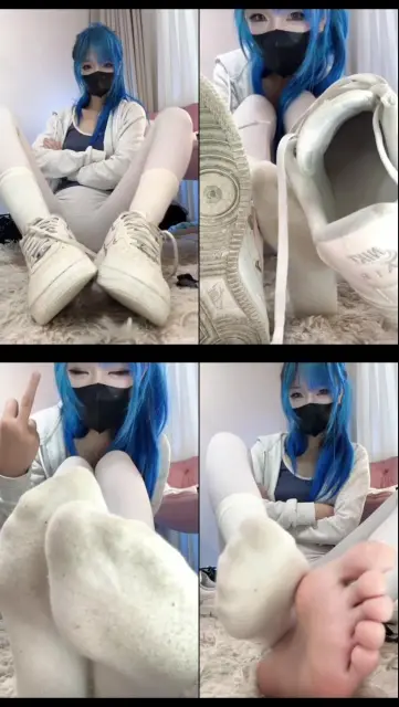 【芃芃大人】瑜伽裤羞辱榨精【最新视频】