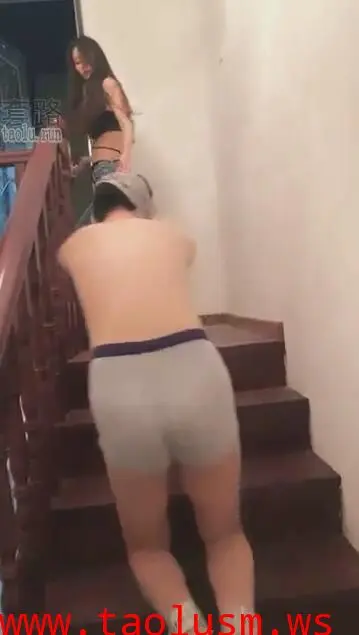 【芷睛】T：户外长鞭暴虐后的圣水冲刷