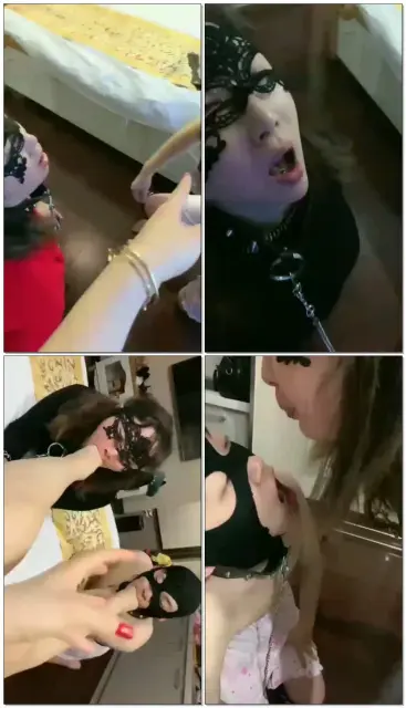 【歌迪丝】母狗首吃痰，公母狗同抢一只脚