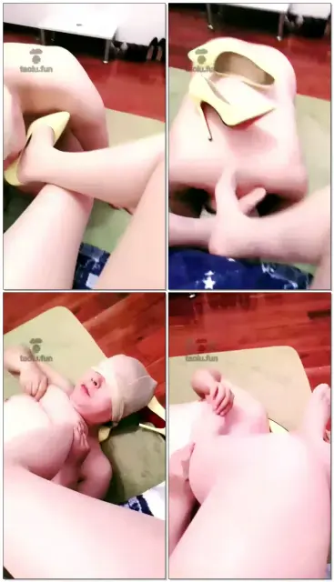 【思岁s】调教舔脚狗