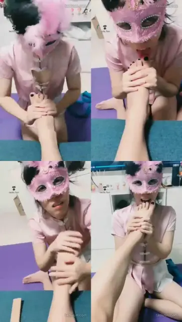 【雯主家的宝贝婳儿】小女奴帮主人放松放松