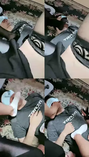 【霓裳女王】脚垫狗