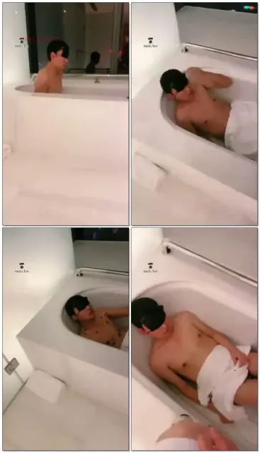 【仙女殿下】素人女王第一次调教呕吐物+红金圣水