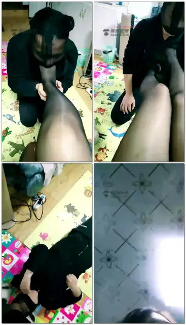 【贵州S沫】给我跪好了听我指挥，黑丝棉拖玩狗