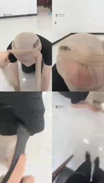 【斯文妖精】头套丝袜拜主被羞辱