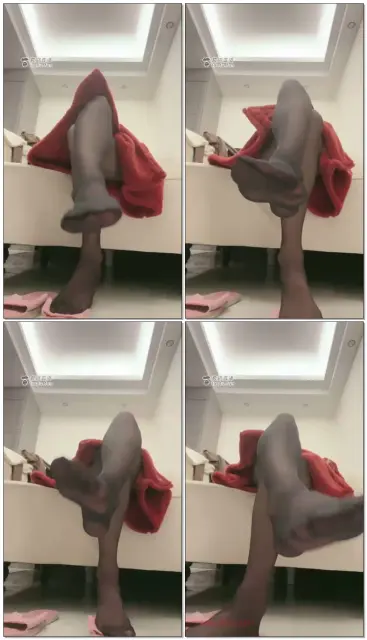 【桃子大大】睡袍黑丝第一视角倒计时