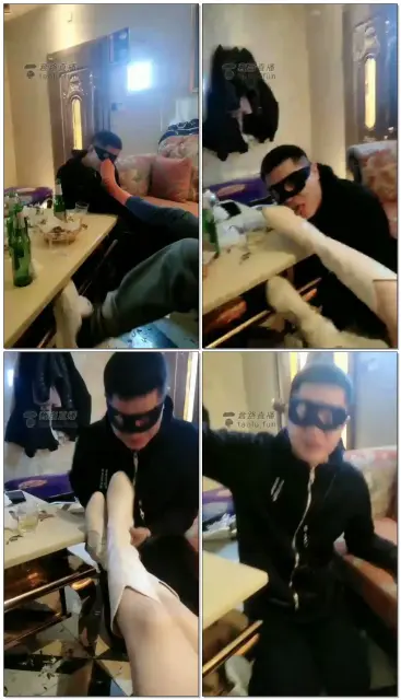 【文文文文】给美女舔皮靴，还闻到了捂在里面的棉袜