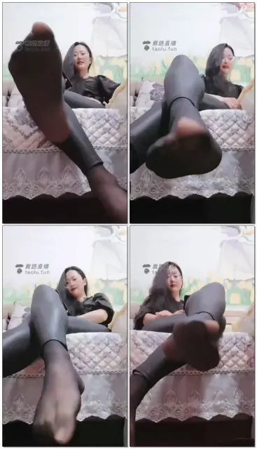 【女王菲主】第一视角红绿灯黑丝
