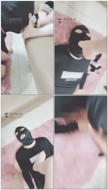 【灵竹S】躺在沙发上,享受贱狗舔脚,护理玉足