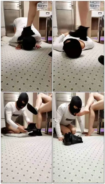 【风月S】舔鞋，踩脸，舔脚