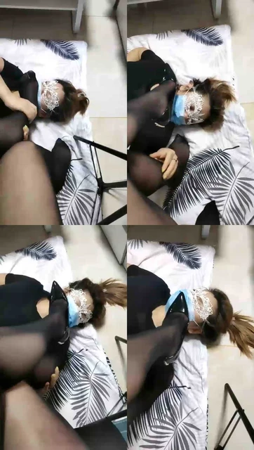 【凌天夫人】踩母狗脸