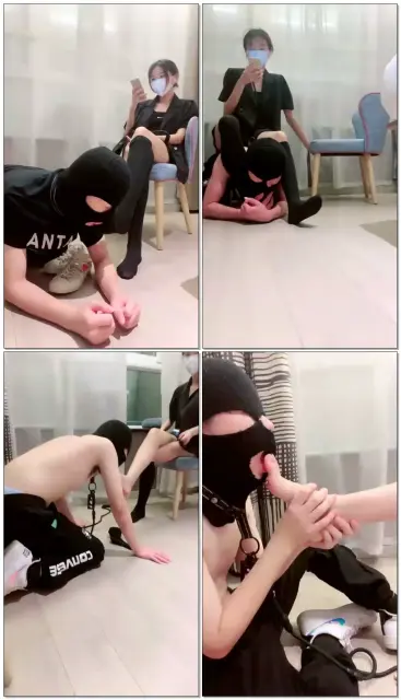 【丞丞s】调教新狗踩头抽脸，脚水喂狗