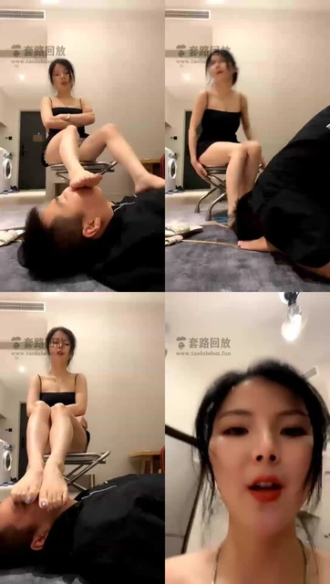 【丹丹S】脚耳光抽得嘴角出血