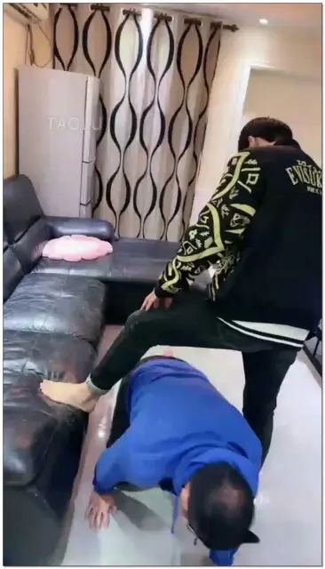 【微希】和素人男友一起玩狗