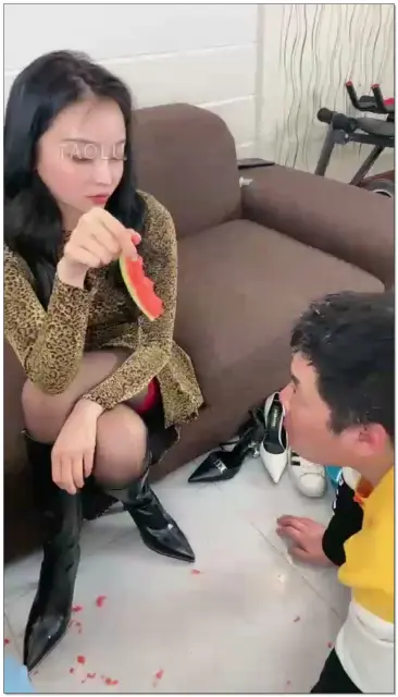 【二宝ss】花绮二部变黑色食物狗眼中的爱情任劳任怨