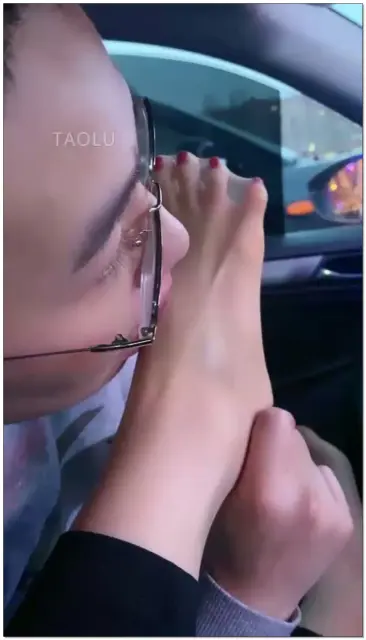 【川野尤娜】全程户外，车内玩狗