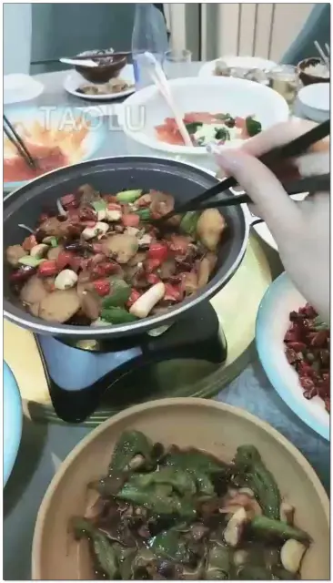 【美帝y】餐馆调狗喂食