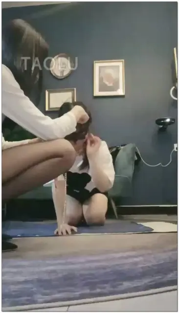 【00小主十言】调教开发素人闺蜜（一）