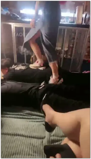 【芸熙S】全体重踩踏双奴，SP