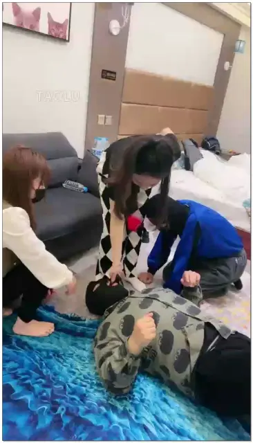 【鑫儿教头】全程全体重这女的是啥自己猜