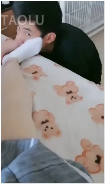 【傲柔S&雪儿S】双主黑丝+棉袜羞辱家狗