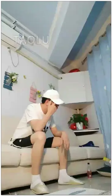 【情侣月儿s】情侣调教，人体餐桌