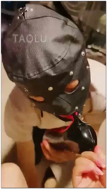 【弱水三千s3000】贱狗清理高跟鞋