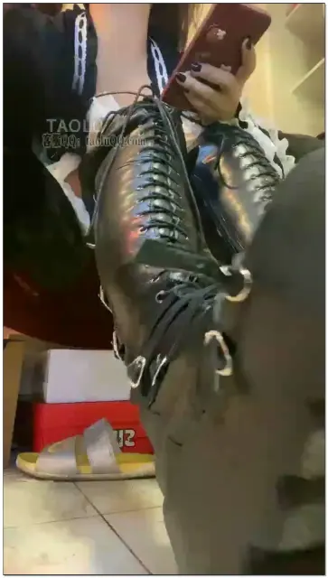 【甜沁s】第一时间长靴红绿灯