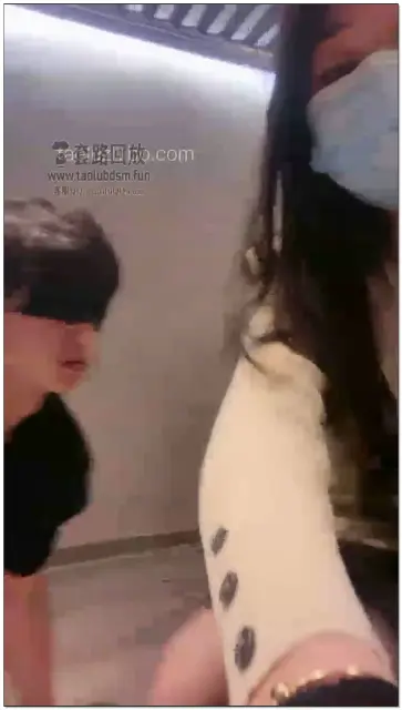 【强抚S】调教超骚的变态邻居续集