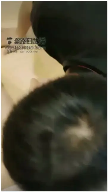 【辣吃多的辣妹s】舔脚