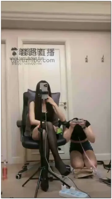 【杭州时安S】女奴服侍主人，跪爬取外卖