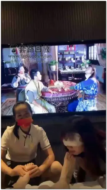 【橘子没输S】调教带女慕回访足浴店