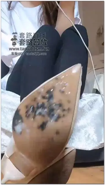 【然而S】第一视角高跟口水浓痰羞辱