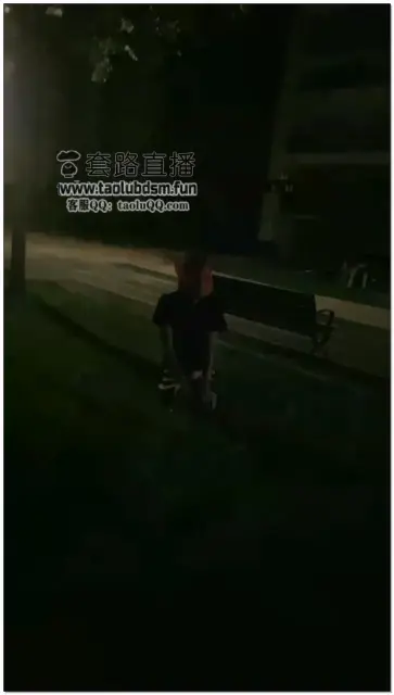 【黛樱s】户外小区楼下随便遛一下狗