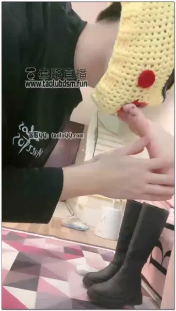 【南星】真实玩大学同系学长口水提档深喉耳光