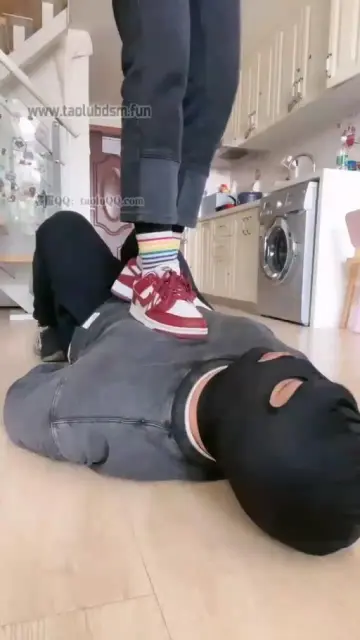 【丸子】双女主暴力调教