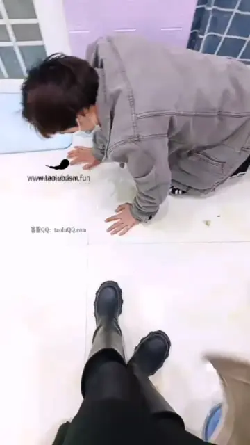 【漠然s】舔鞋踢踹狂揍贱狗