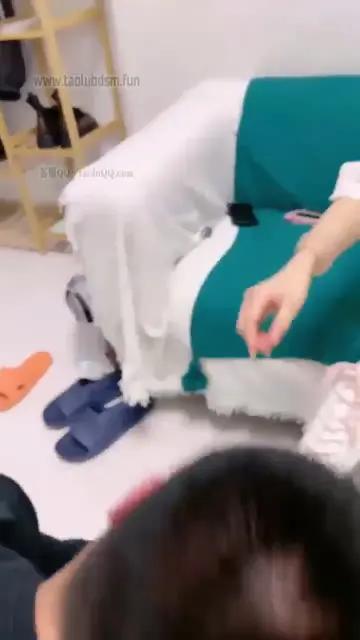 【领主老大】这个素人是个大力女