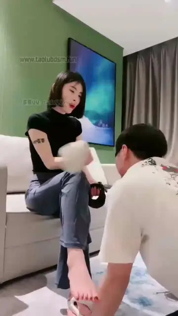 【简一】调教凉高拖鞋美臀