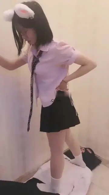 【依依子】新女王的首秀