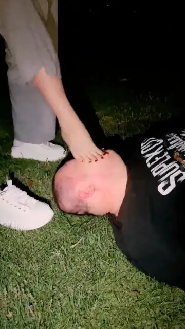 【Uuu】户外调教猥琐大叔