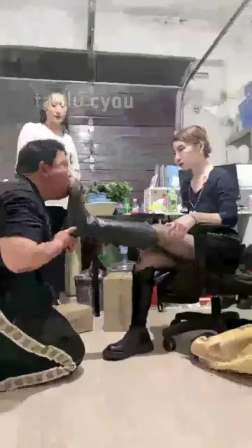 【领主老大】调教快递站老板