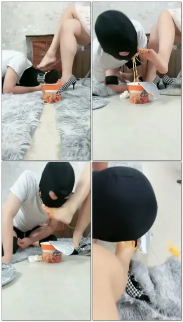 【桃桃樱SS】圣水泡面喂食贱狗无底线羞辱ing