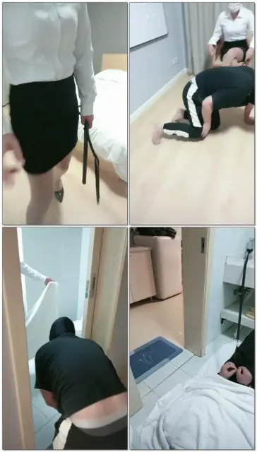 【咪兔S】风雨中的贱狗鞋底喂食黄金圣水