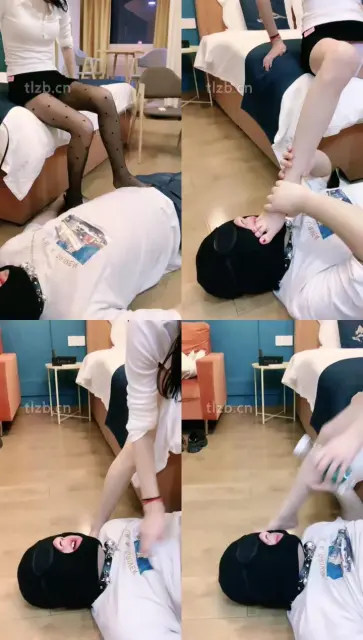 【丝雯大小姐】原味裸足踩踏脚垫/恋足舔【完整版】