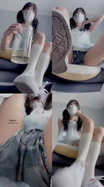 【奶味小仙女】马桶张嘴