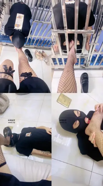 【沐沐大大】圈养狗笼/网袜美腿踩虐